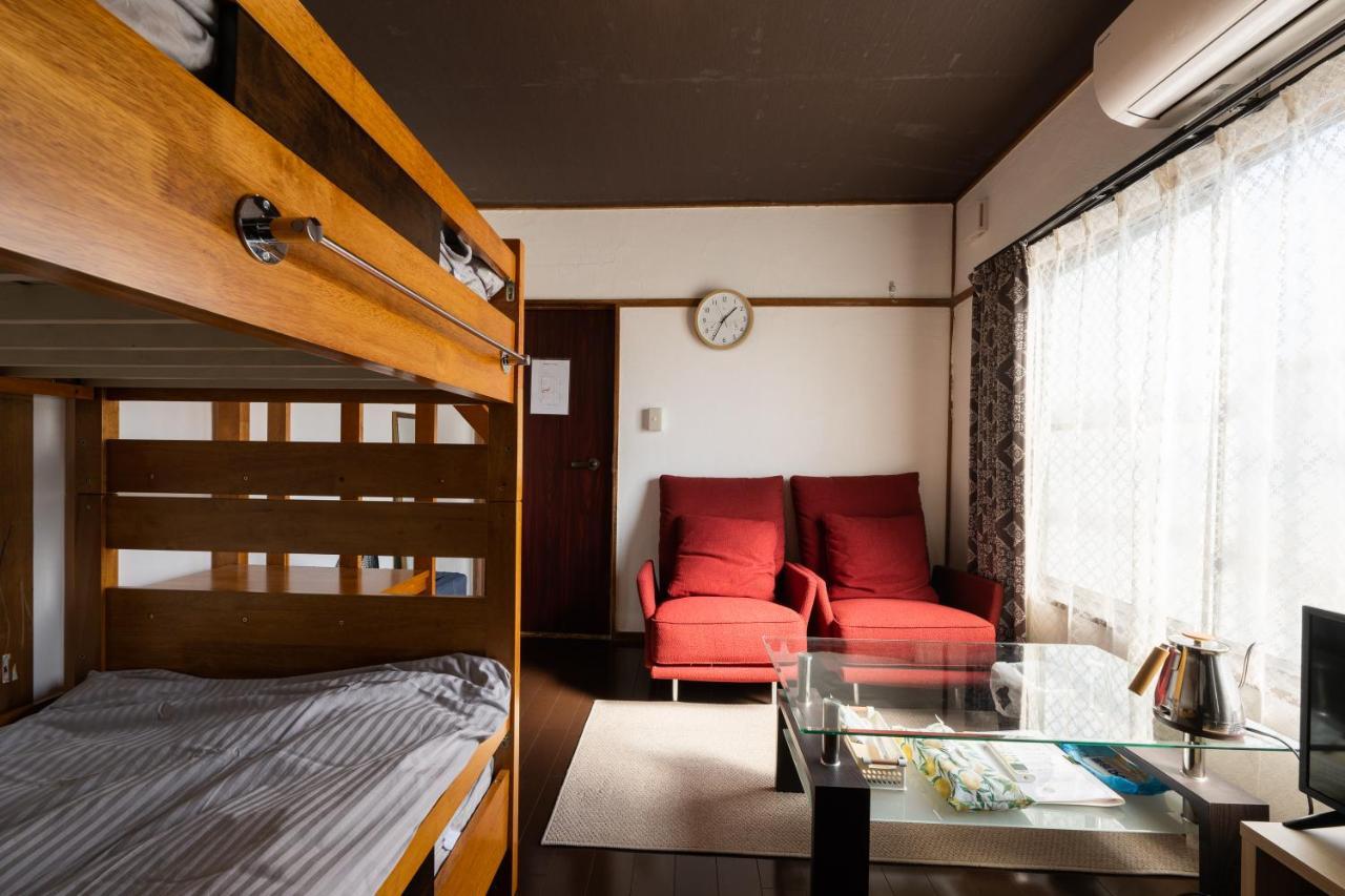 Hotel Bed&Cafe Onzo オンゾー Onomichi Exterior foto