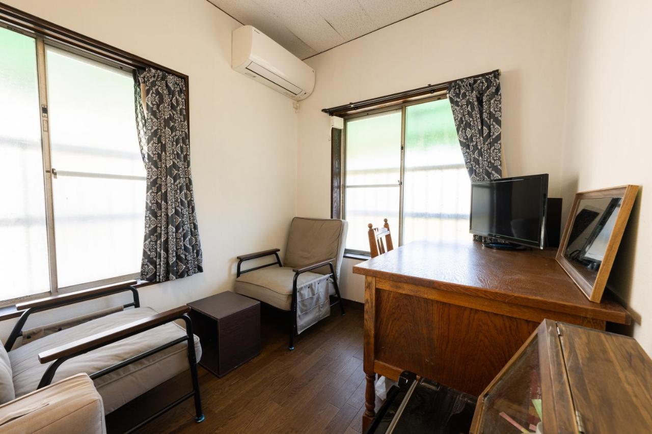 Hotel Bed&Cafe Onzo オンゾー Onomichi Exterior foto