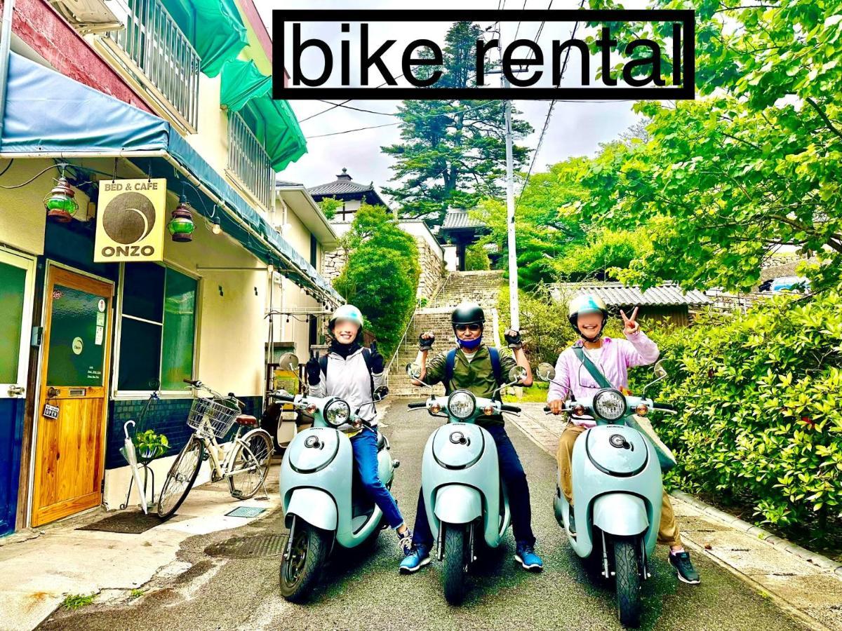 Hotel Bed&Cafe Onzo オンゾー Onomichi Exterior foto